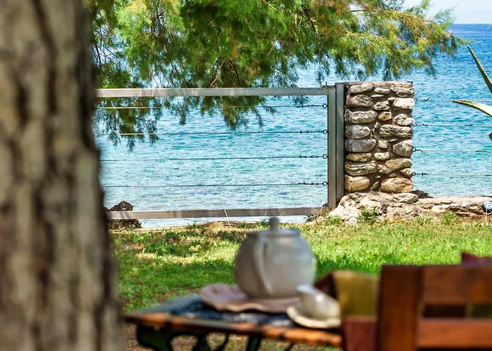 Malsova Maisonette * Kotronion (West Mani)